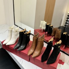 발렌티노 부츠