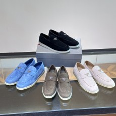 프라다 로퍼