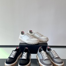 톰브라운 스니커즈