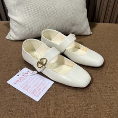 발렌티노 플랫슈즈