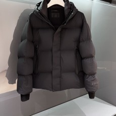 프라다 패딩