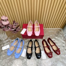 발렌티노 플랫슈즈