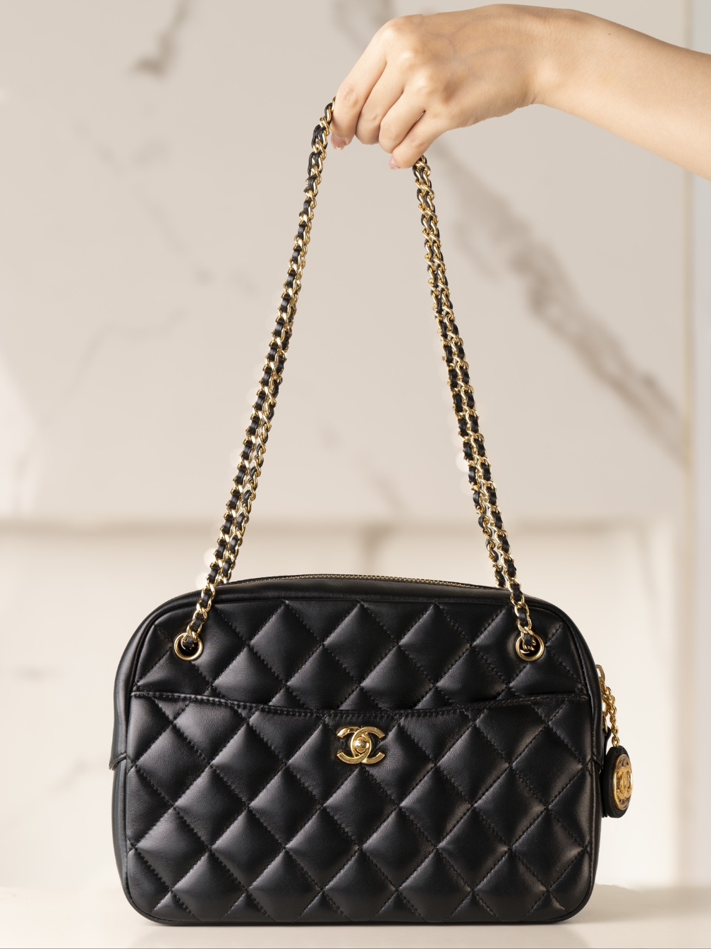 샤넬 24K카메라백라지