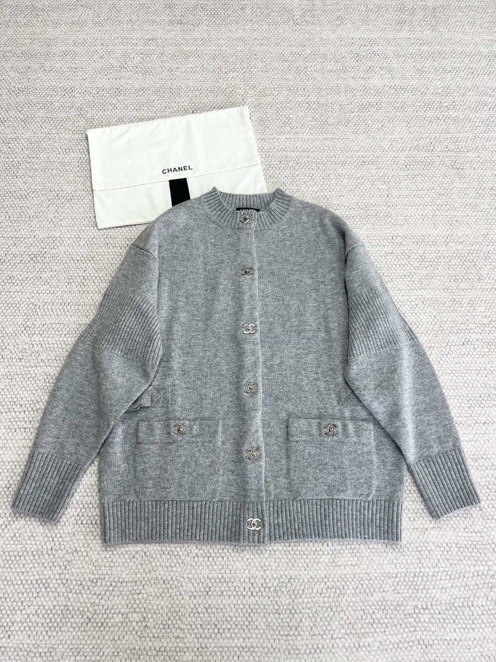 샤넬 가디건