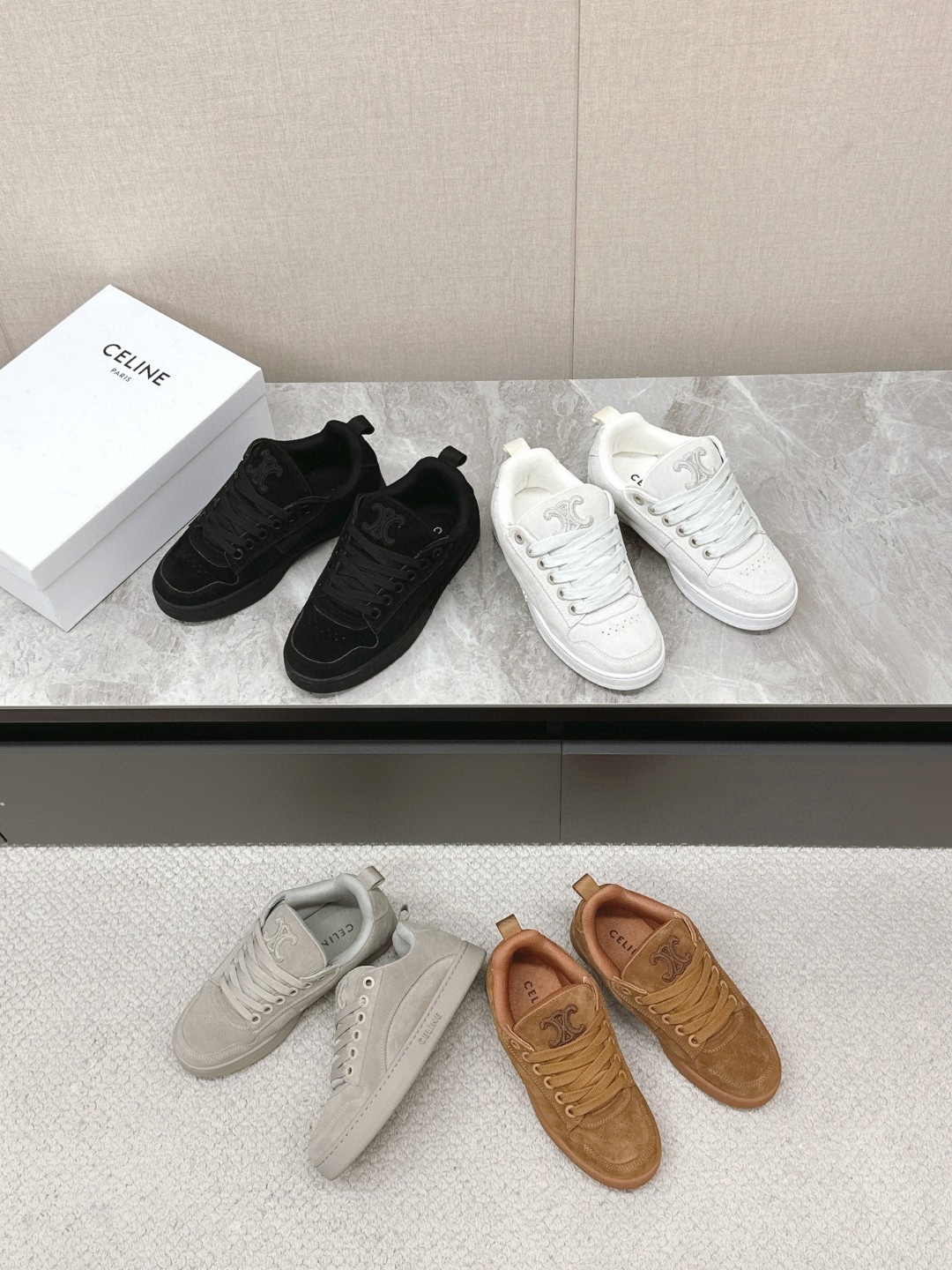 셀린느 스니커즈