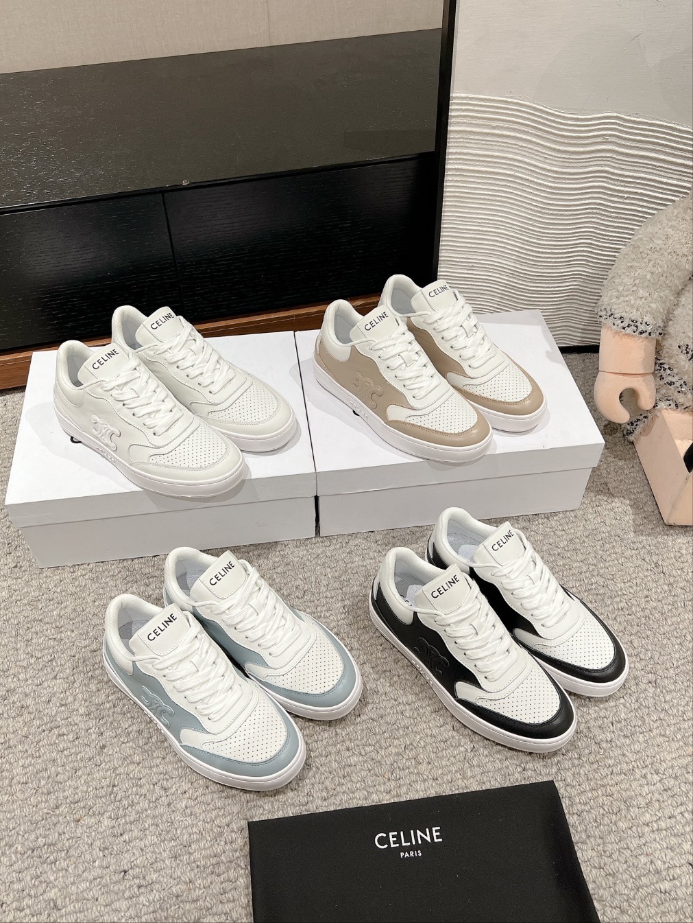 셀린느 스니커즈