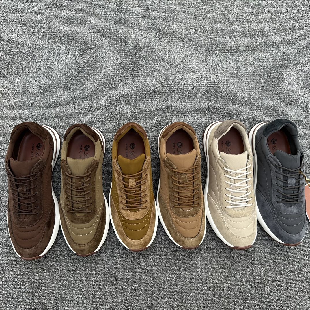 로로피아나 스니커즈