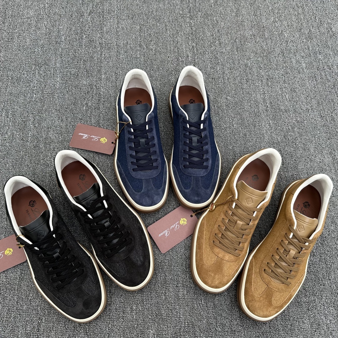 로로피아나 스니커즈