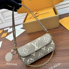 루이비통 월릿온체인아이비