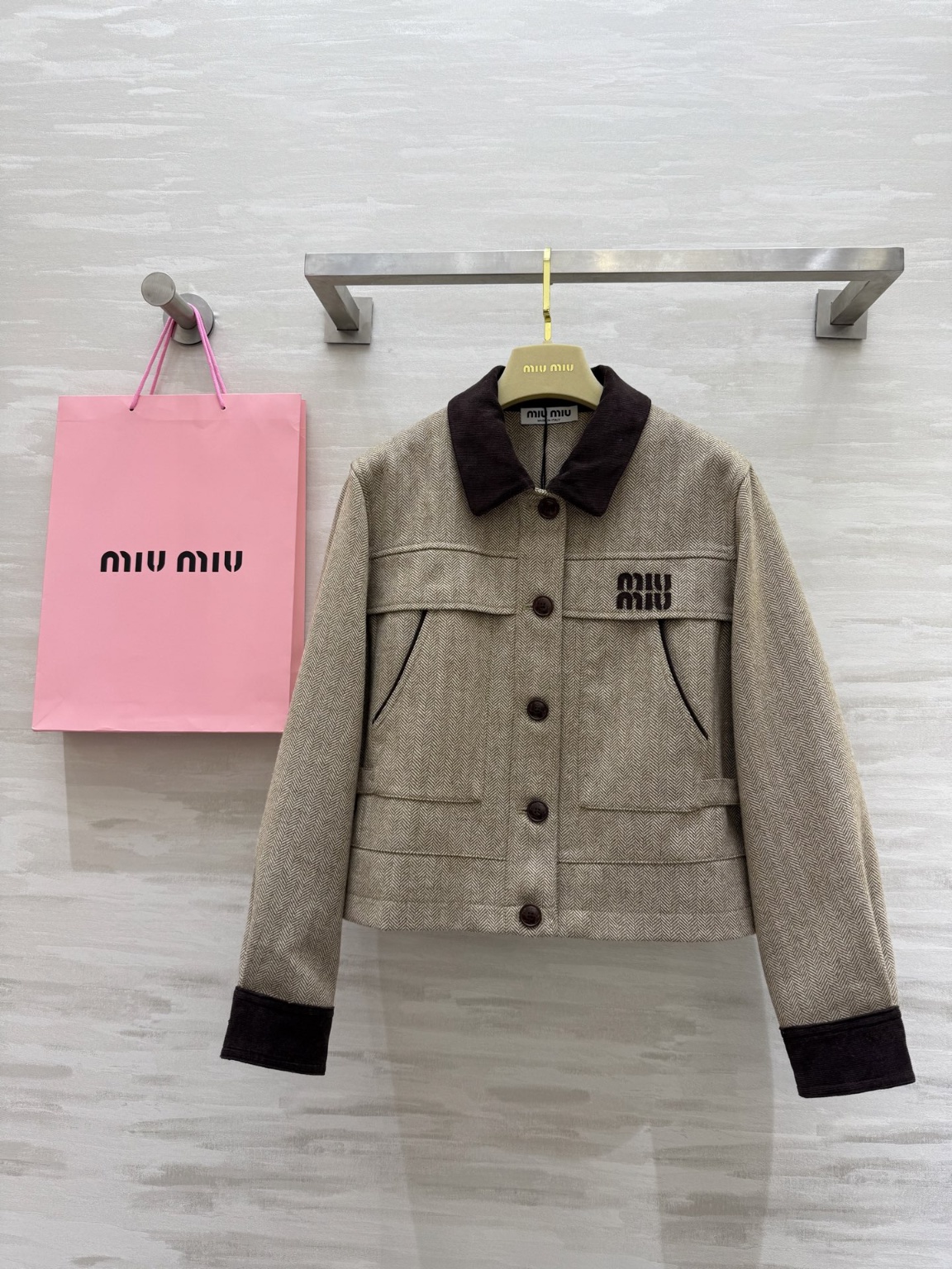 미우미우 자켓