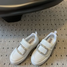로저비비에 스니커즈