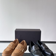 발렌티노 로퍼