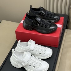 로저비비에 스니커즈