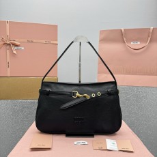 미우미우 아방뛰르나파가죽백