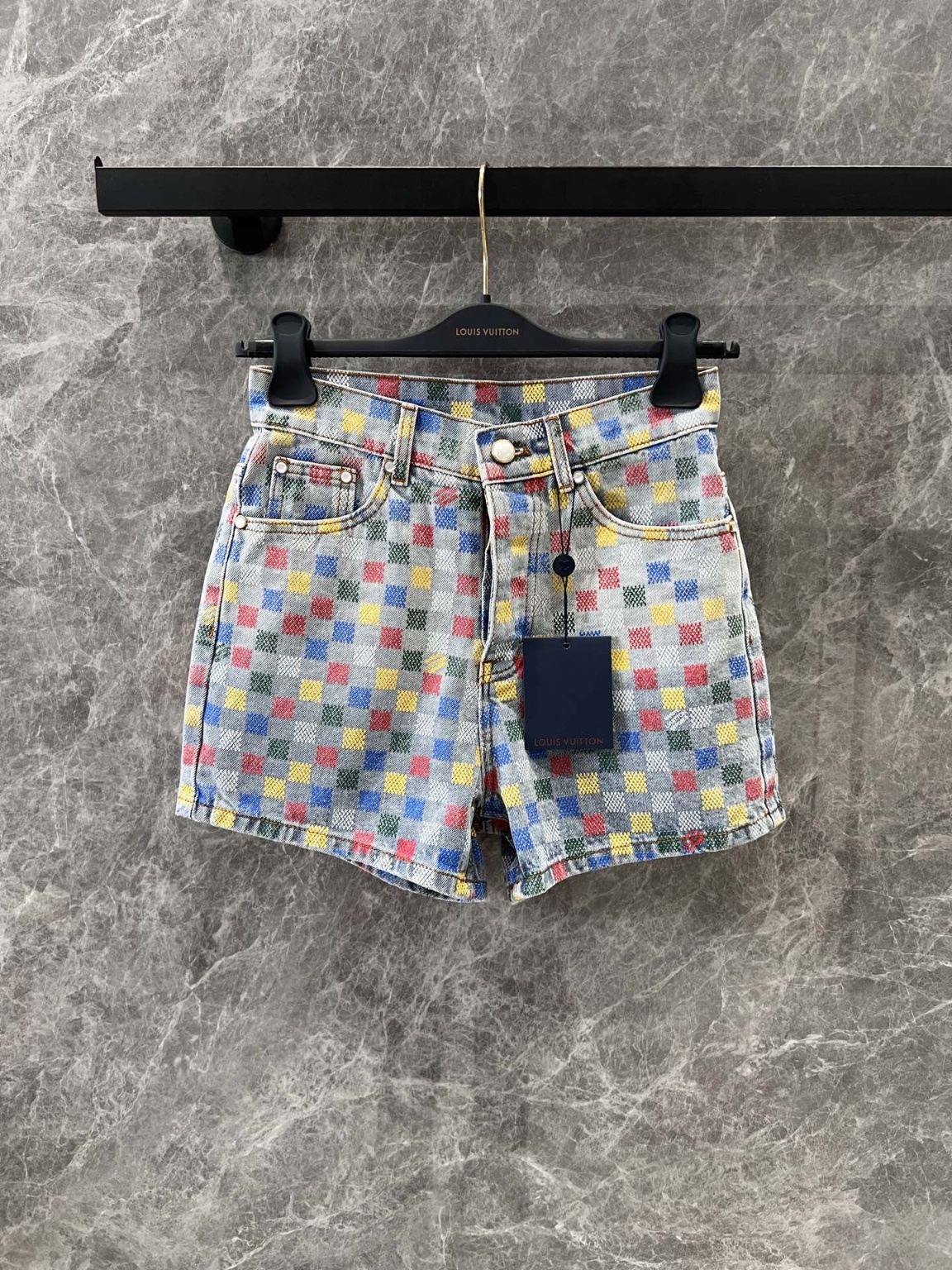 루이비통 반바지