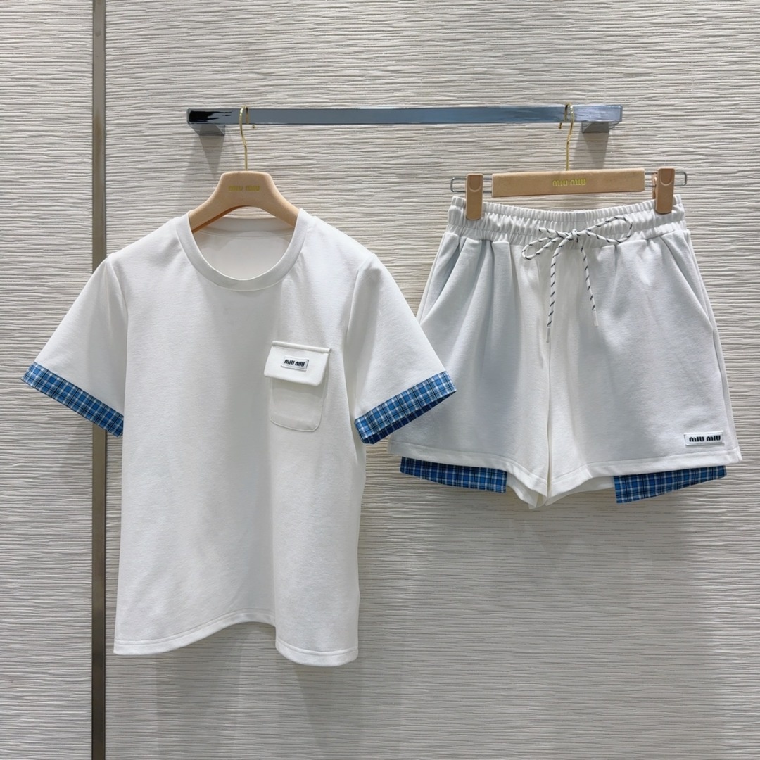 미우미우 투피스