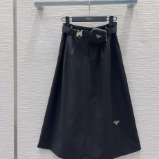 프라다 치마