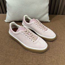 로로피아나 스니커즈