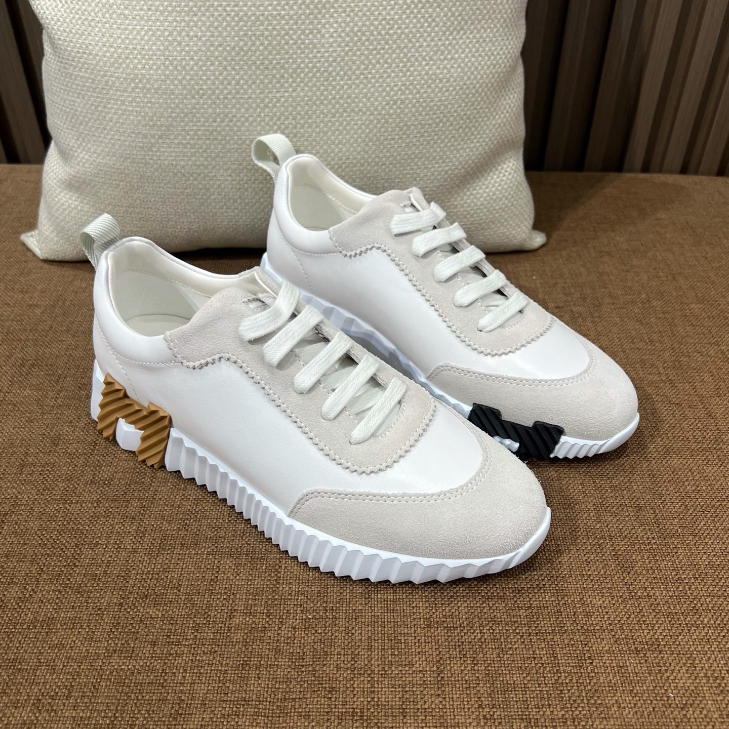 에르메스 스니커즈