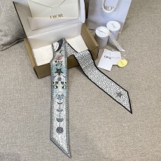 디올 방도스카프