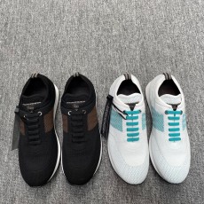 브리오니 스니커즈