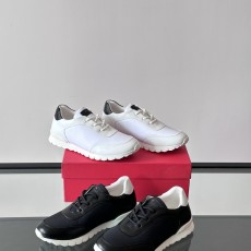 키톤 스니커즈