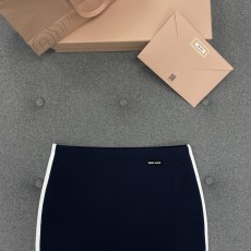 미우미우 치마