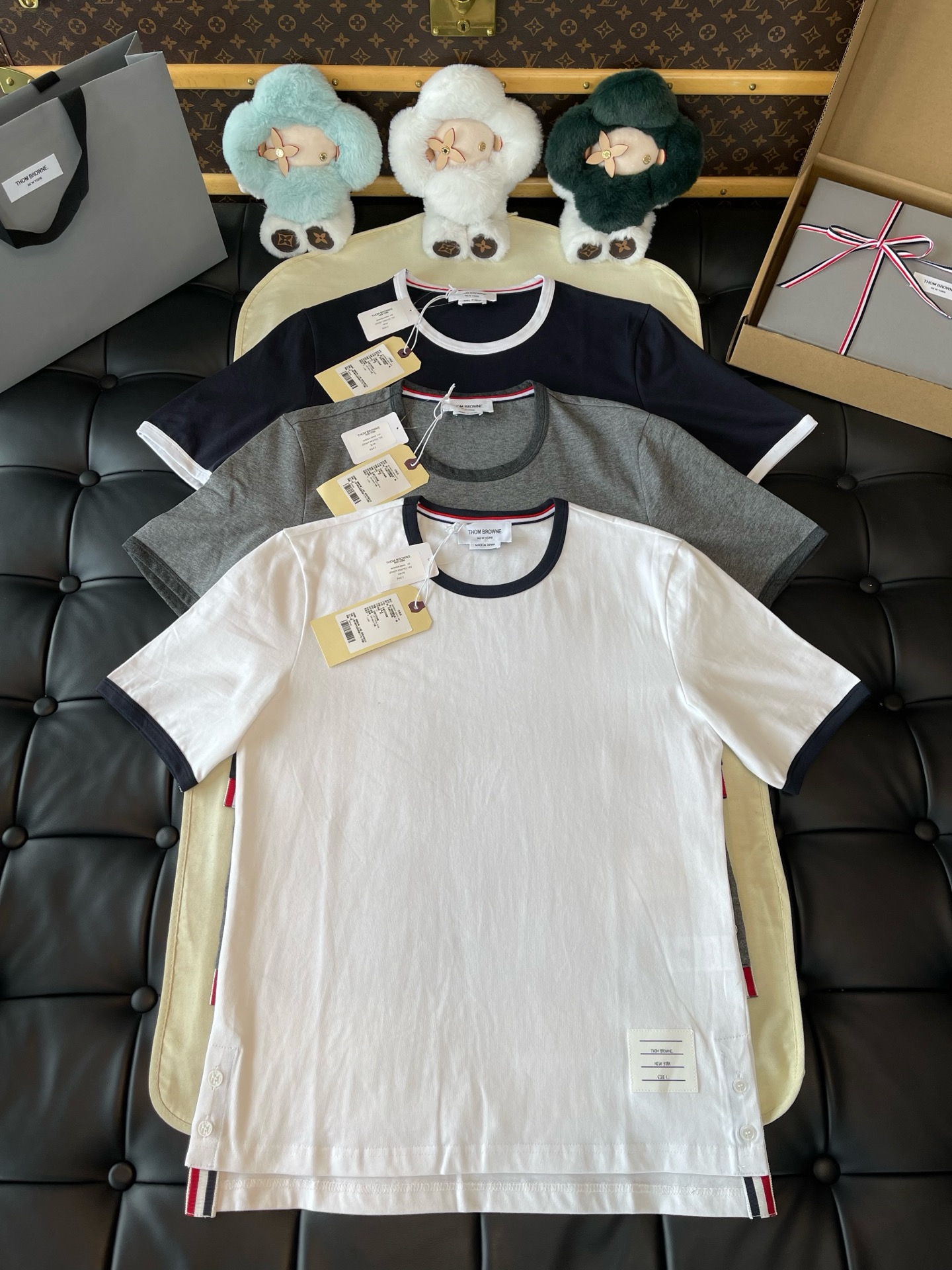 톰브라운 반팔티