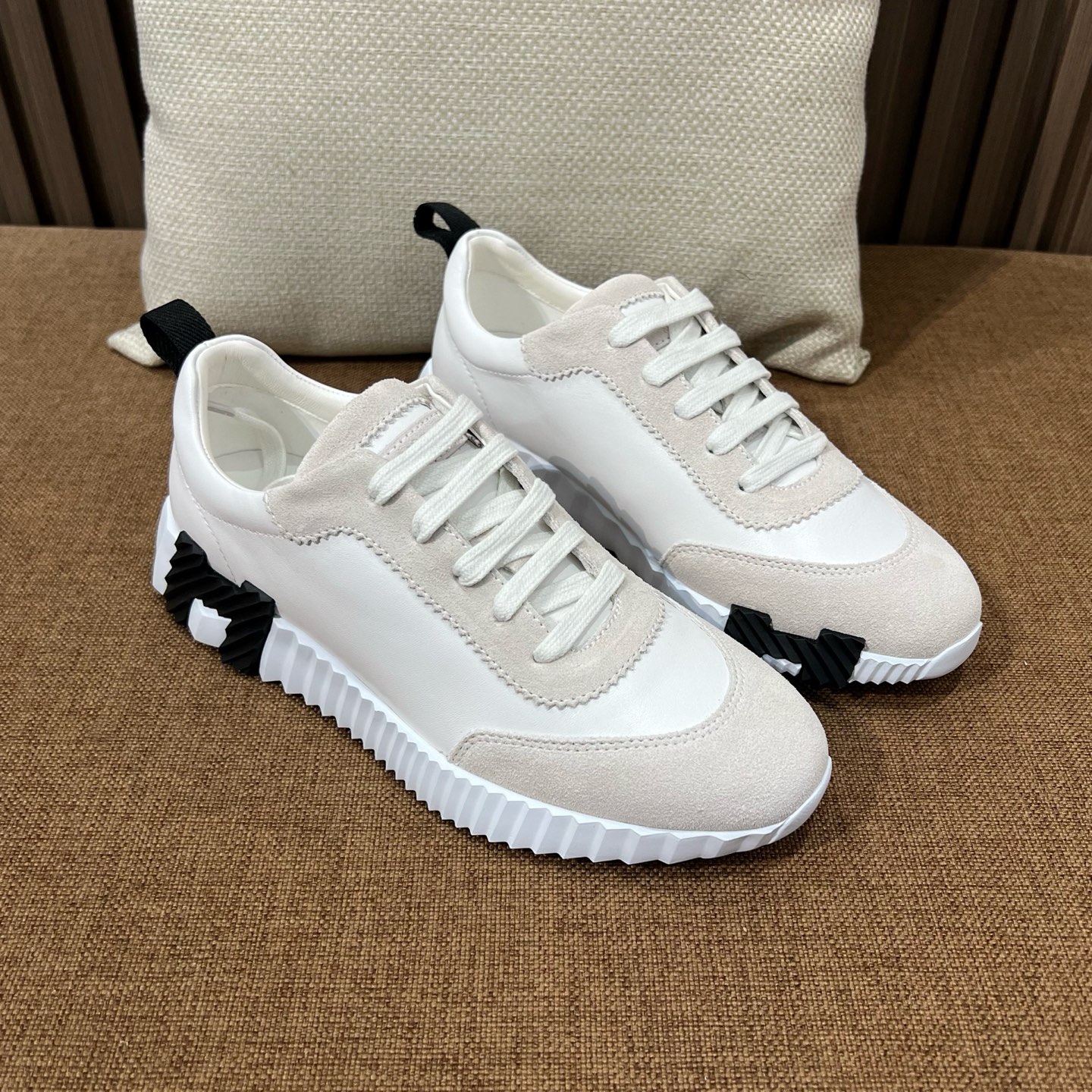 에르메스 스니커즈