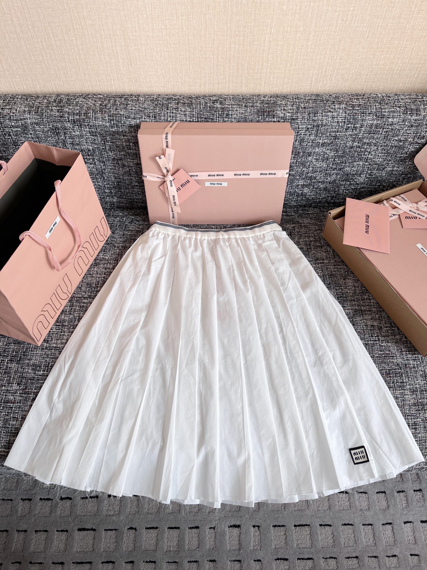 미우미우 치마