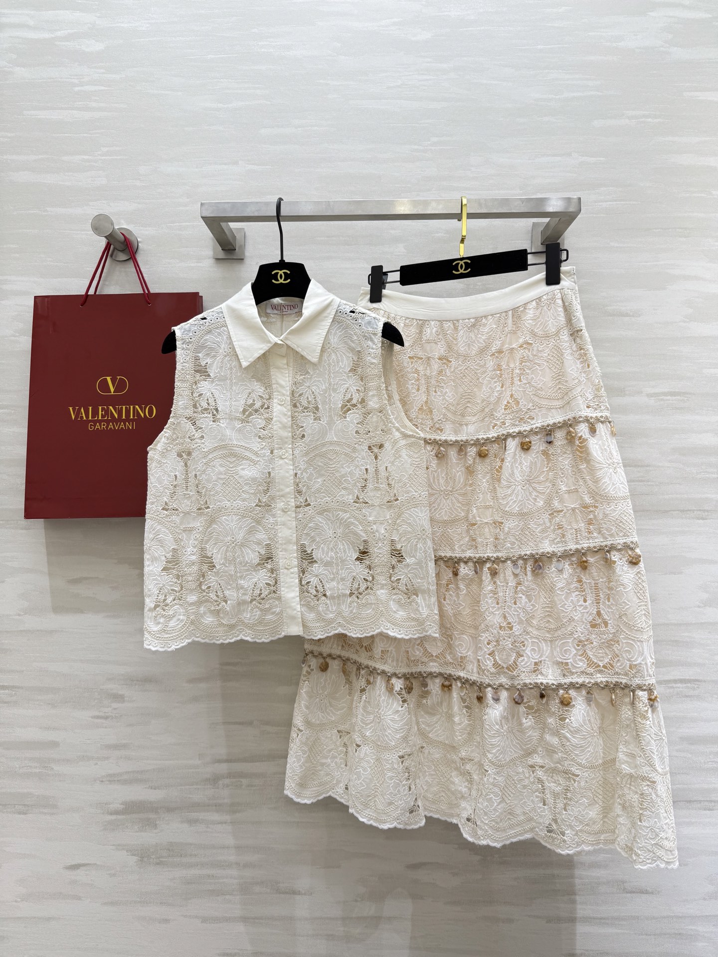 발렌티노 투피스