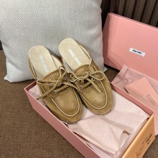 미우미우 뮬슬리퍼