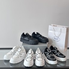 프라다 스니커즈