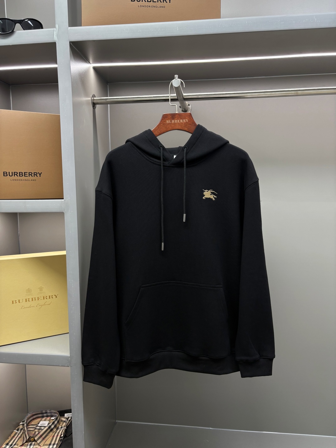 버버리 후드티