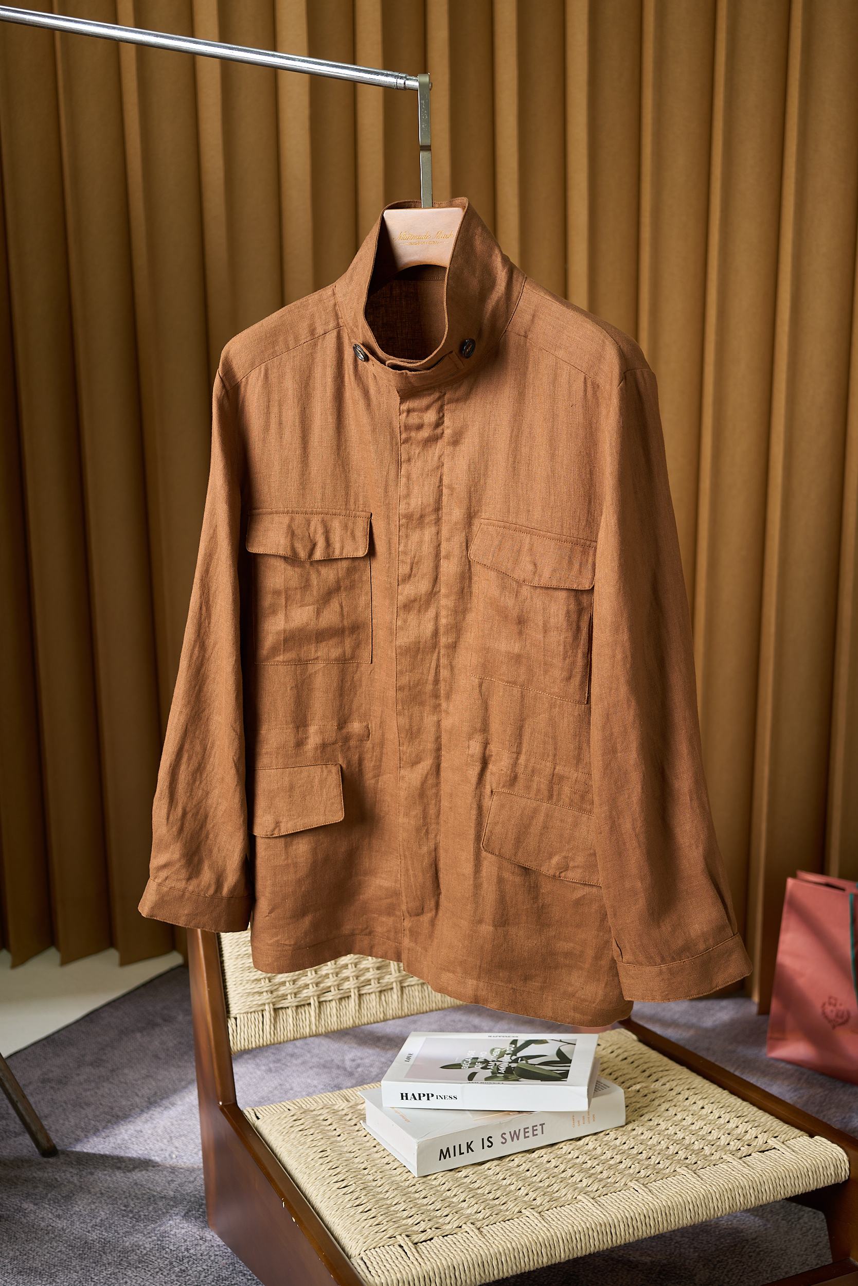 로로피아나 자켓