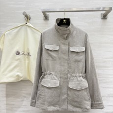 로로피아나 자켓