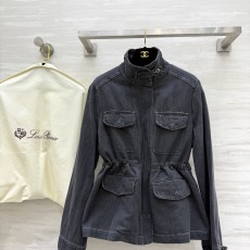 로로피아나 자켓