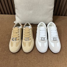 로저비비에 스니커즈