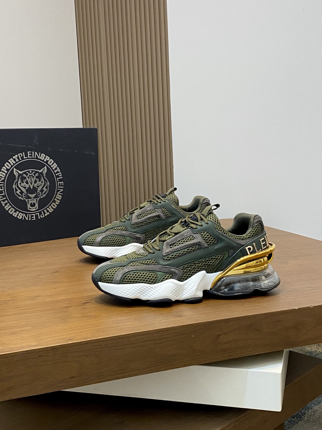 필립플레인 스니커즈