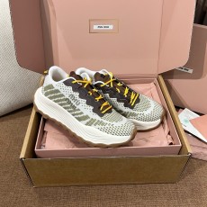 미우미우 스니커즈