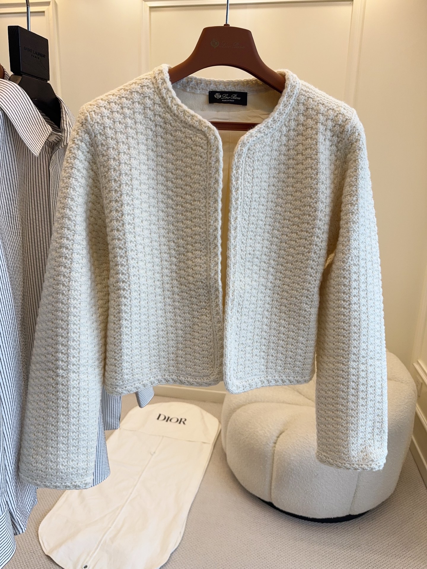 로로피아나 자켓