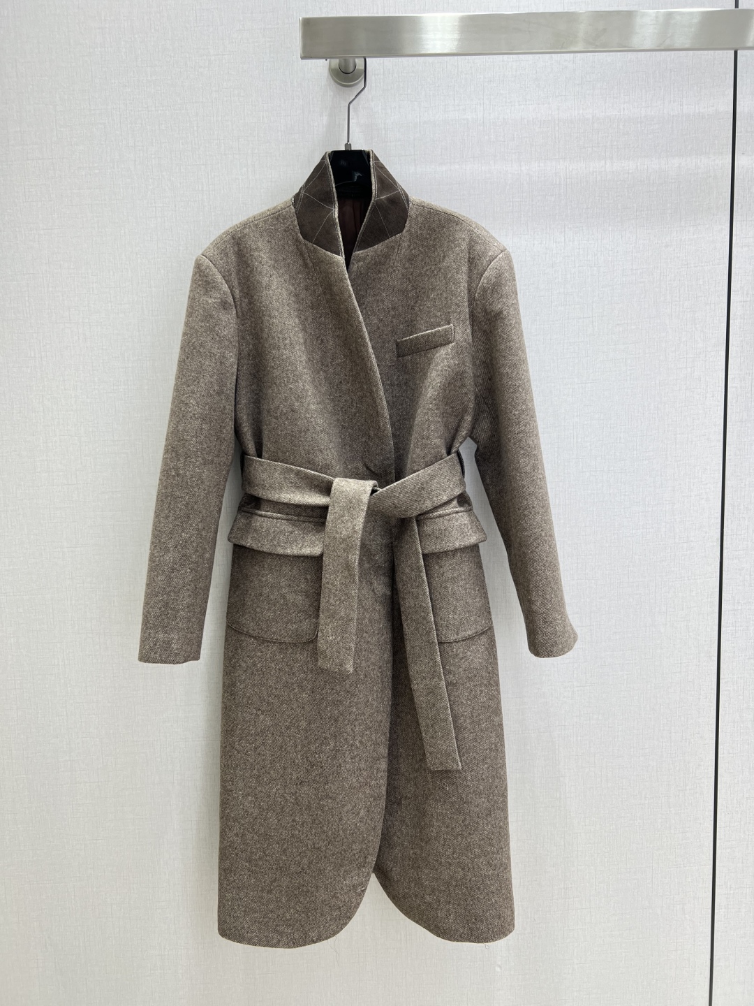 브루넬로쿠치넬리 코트