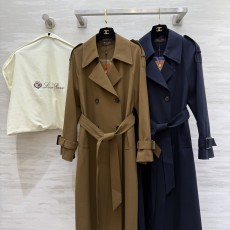 로로피아나 트렌치코트