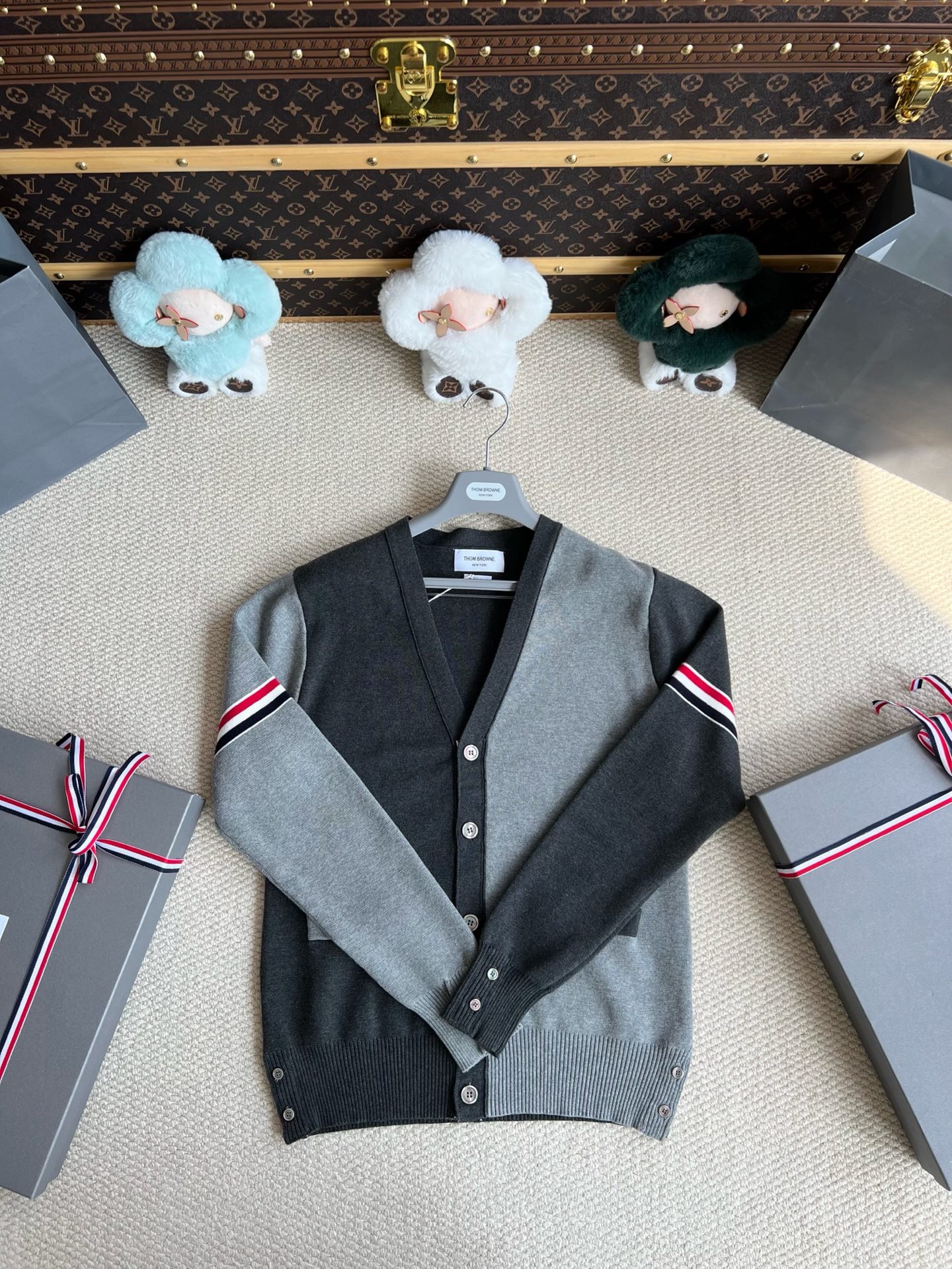 톰브라운 가디건