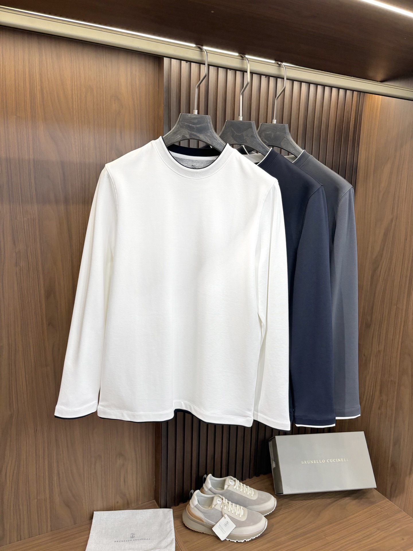 브루넬로쿠치넬리 티셔츠