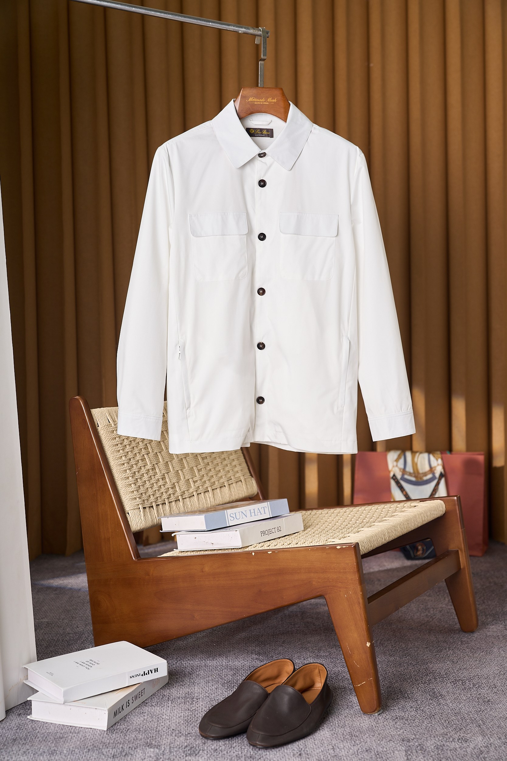 로로피아나 자켓