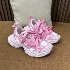 발렌시아가 스니커즈