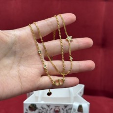 디올 목걸이