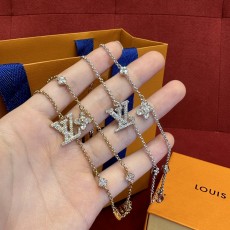 루이비통 팔찌