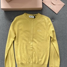 미우미우 가디건